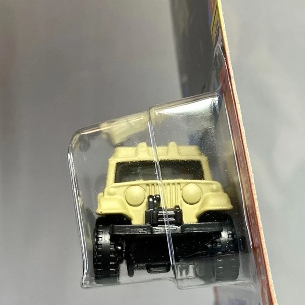 Hot Wheels '67 Jeepster Commando 94/250 HW Hot Trucks 2/10 Diecast 1/64 NIP 2022